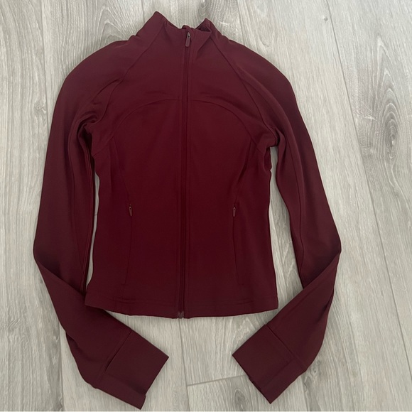 SOLD Cropped define jacket - Picture 2 of 4